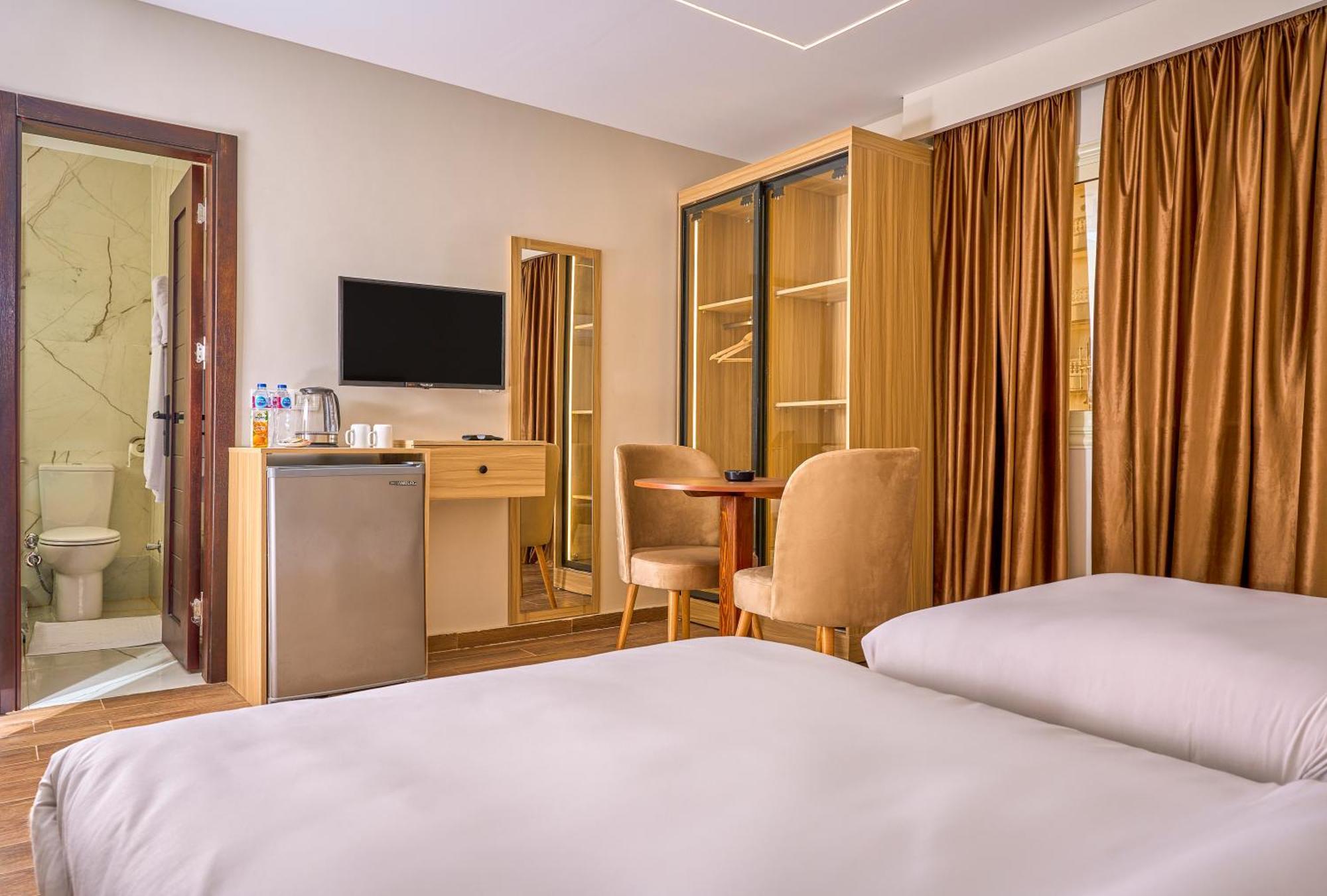 Rotana Pyramids View Hostel Nazlet el-Sisi Exterior photo