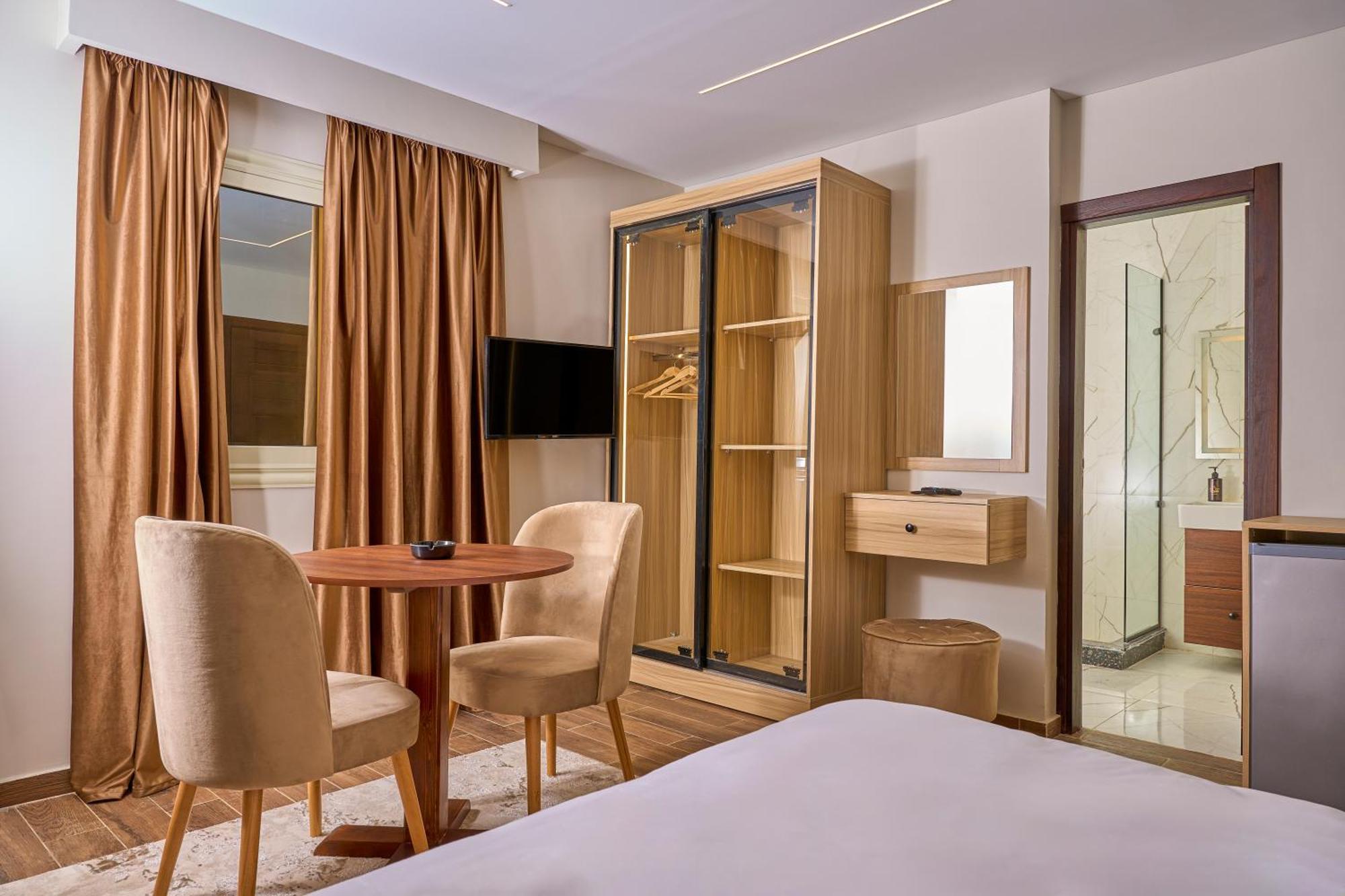Rotana Pyramids View Hostel Nazlet el-Sisi Exterior photo