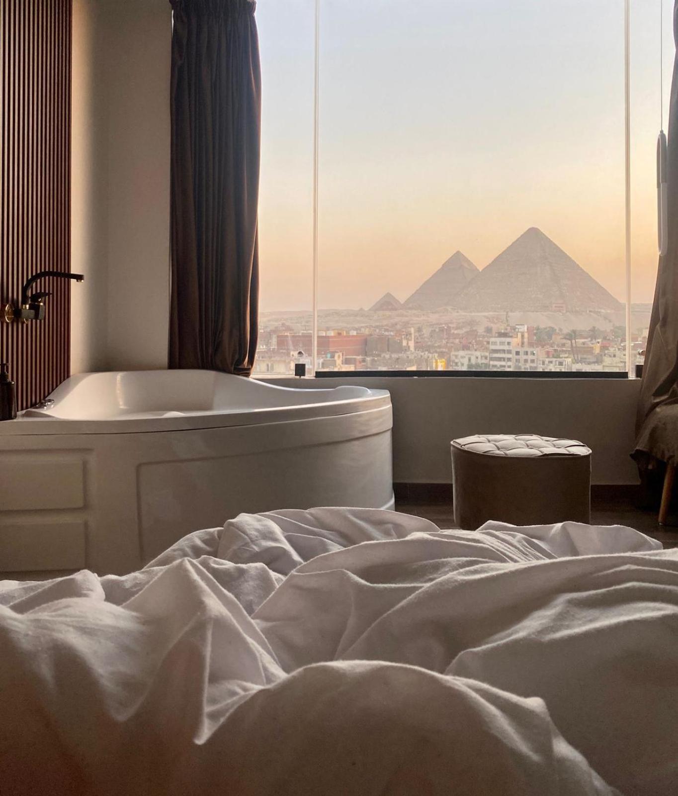 Rotana Pyramids View Hostel Nazlet el-Sisi Exterior photo